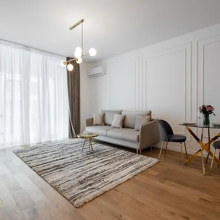 Golden 1 King Br Entire In One Cotroceni Boekarest