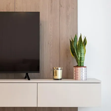 Διαμέρισμα Golden 1 King Br Entire In One Cotroceni Βουκουρέστι