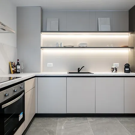 Golden 1 King Br Entire In One Cotroceni Appartement Boekarest