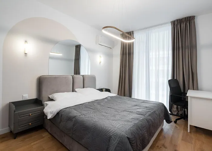 Golden 1 King Br Entire In One Cotroceni