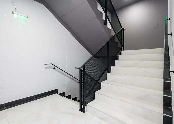 Golden 1 King Br Entire In One Cotroceni Bucareste