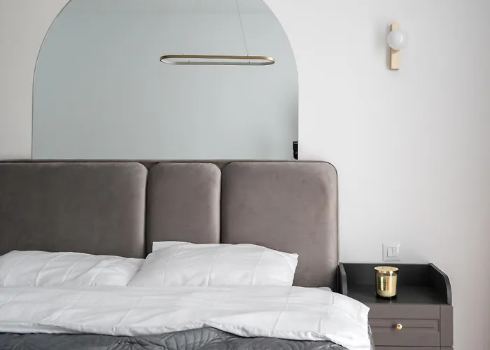 Golden 1 King Br Entire In One Cotroceni