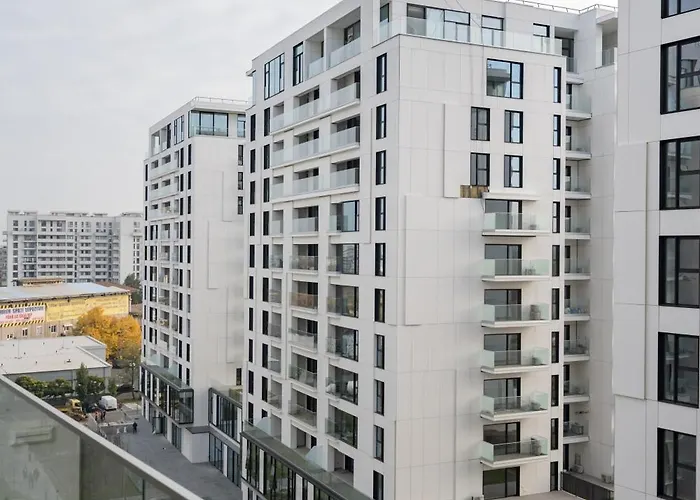 Golden 1 King Br Entire In One Cotroceni Bukarest